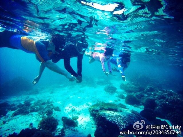 聚好商城盘中异动 早盘股价大涨5.34%